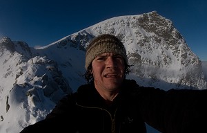 Mark Reeves on a solo run across the CMD arete on Ben Nevis  © Mark Reeves