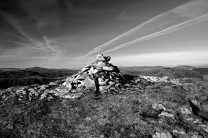 Summit cairn Beda Fell ( mono )