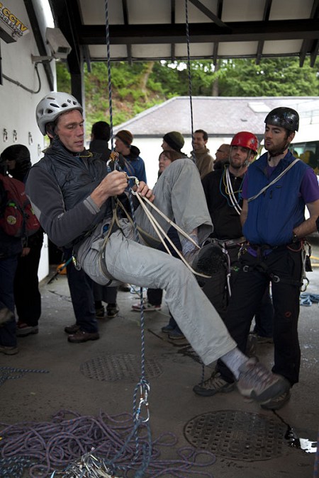 Tim Neill ascends his rope  © Jack Geldard