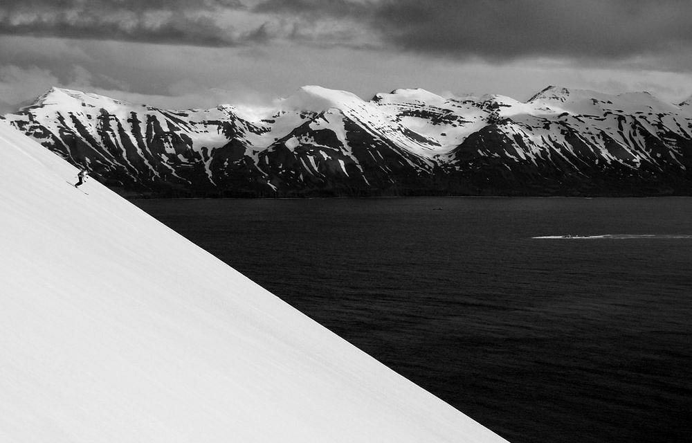 Skiing the Troll Peninsula, Iceland  © Alf Alderson