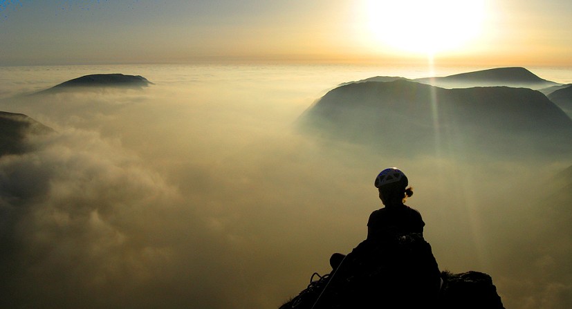 An evening above the clouds on Gable  © Nicholas Livesey