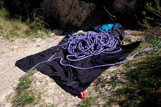 Wild Country Rope Bag in use  © UKClimbing