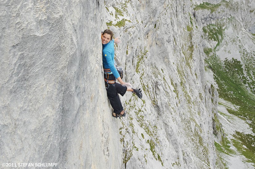 Nina recreates the famous 'one foot' poster shot of Pietro dal Prà that inspired her to do the route  © Stefan Schlumpf