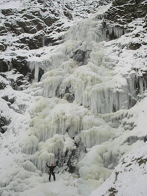 Parker under first pitch of grey mare's tail  © Hatty