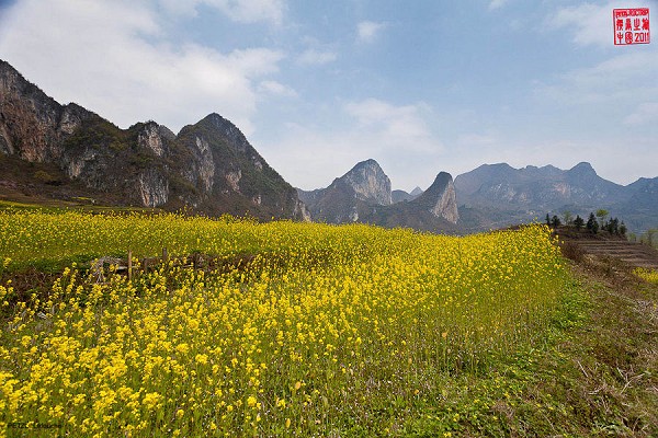Gétû Valley, China © Laurent DE LA FOUCHARDIERE/Petzl  © Laurent DE LA FOUCHARDIERE/Petzl