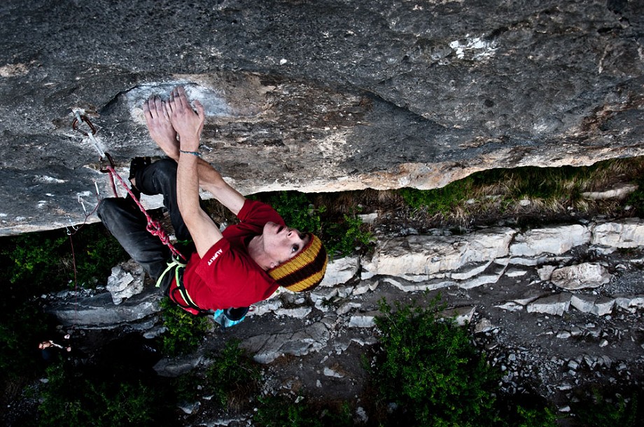 Luke Tilley redpointing the 8b of L'ami de tout le monde at Ceuse  © Robbie Phillips