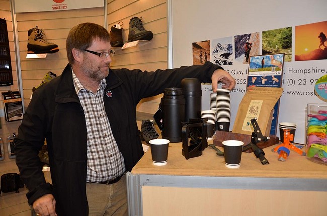 Ralph White of Rosker brewing up using Grower’s Cup   © Mick Ryan UKC/UKH