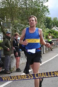 Matt Sullivan of Deeside runners wins the 2010 25-mile course  © Susan Kirkness