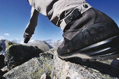 Outside/The Climbers Shop:FREE EXPERT BOOT ADVICE, Products, gear, insurance Premier Post, 4 weeks @ GBP 70pw  © Mammut