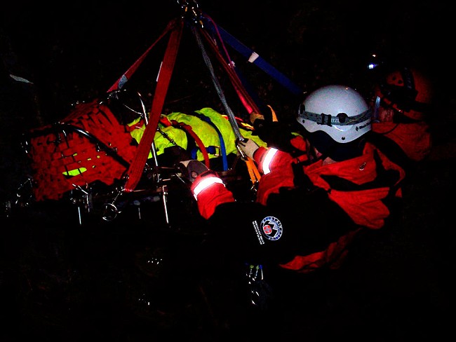 NEWSAR (North East Wales Search and Rescue) in action  © NEWSAR (North East Wales Search and Rescue)