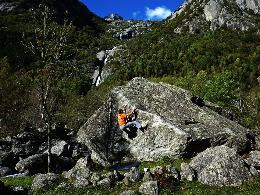 Bouldering at beautiful Mello  © andybirtwistle