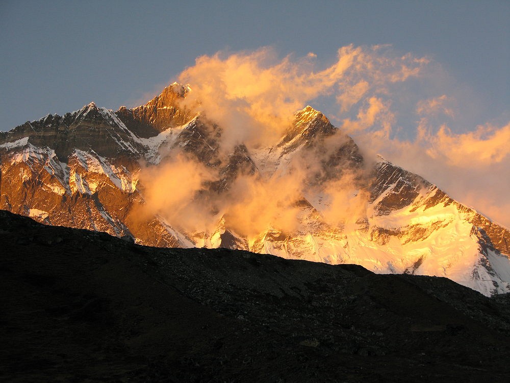 Evening sun on the Lhotse Face, Nepal.  © paddy cave