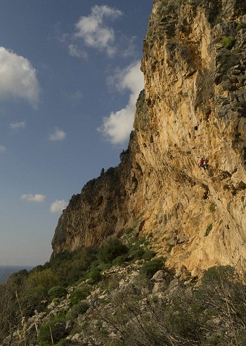 Mark Glaister putting the Evolv Shaman to the test at the Crown of Aragon, Sicily  © Mark Glaister