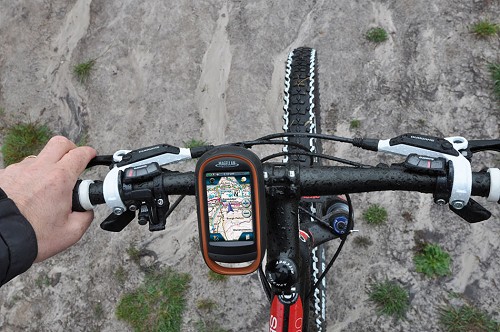 Magellan eXplorist 710 GPS Device - bike mounted  © Magellan