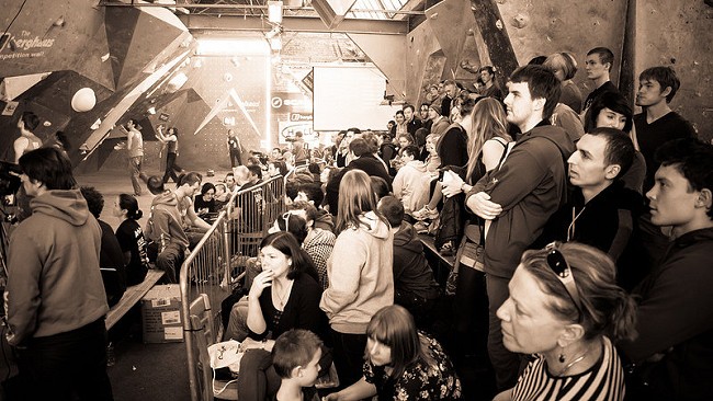 A big crowd for the CWIF semi finals 2012  © Aneta Parchanska & Mateusz Loskot