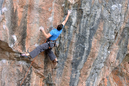 The move to the finger pocket on Cider Soak, 8a  © Brian H