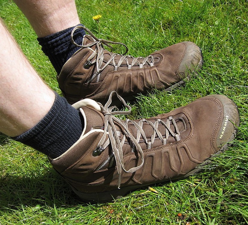 An all-leather membrane-free boot ideal for warm weather. Mammut Mercury LTH £140  http://www.mammut.ch/  © Dan Bailey