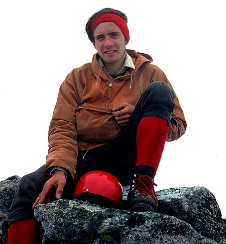 Gordon on the summit of Store Vengetind two and a half weeks after the Fiva epic  © Gordon Stainforth