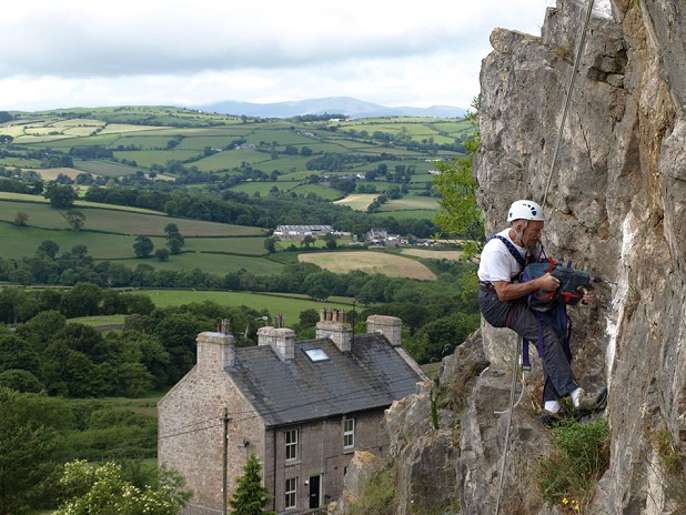 Veteran climber Colin Goodey at Castle Inn  © Chris Parkin (NWBF)