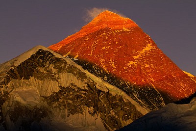 Everest at sunset  © Guy Davies