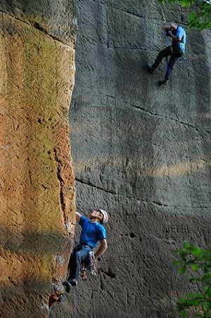 James Pearson onsighting My Piano, E8, Nesscliffe  © High Sports