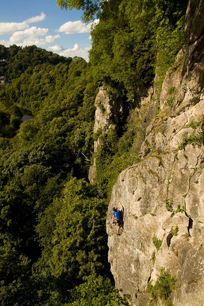 Luke Holmes climbing The Golden Yardstick at Wildcat  © Dan Lane