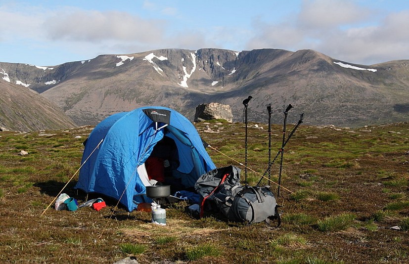 Campers enjoy the freedom of the Scottish hills thanks to liberal access laws  © Dan Bailey