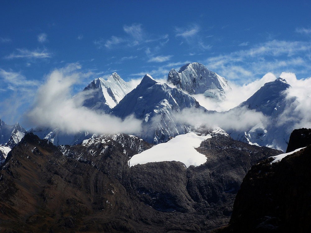 Cordillera Huayhuash from pass Yaucha Punta  © tomchyk
