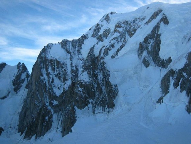 The route of Divine Providence - up the rock wall and then follow the ridge to the summit of Mont Blanc!  © Jerry Gore Collection
