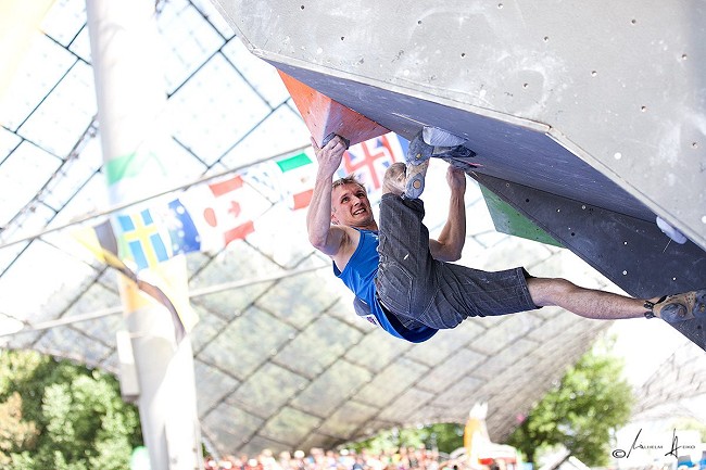 Stew Watson competing in the final round (Munich) of the 2012 Bouldering World Cup  © Heiko Wilhelm