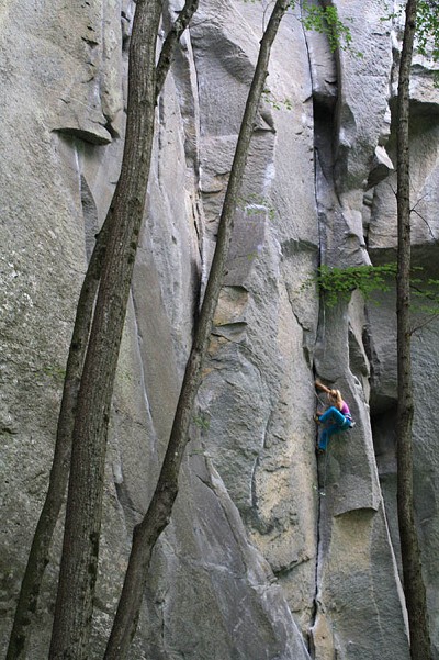 One of many superb crack lines in the central sector at Cadarese  © Sandra Ewert
