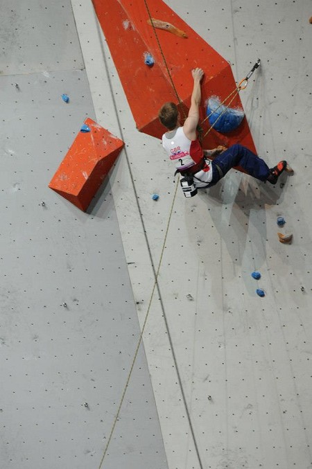 Fran Brown cranking to first place in the finals of the 2012 Paraclimbing World Championships  © Nick Clement