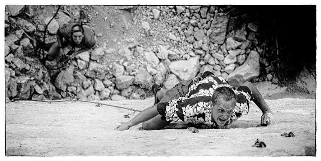 Tom Ireson fighting his way up Ace Ventura F8a, El Chorro, Spain  © Tom Ireson/Patrick Pearce