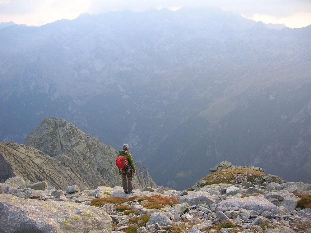 Looking out over Val Masino shortly before a 1800m descent, some of the most awkward I've come across  © Katherine Sydney