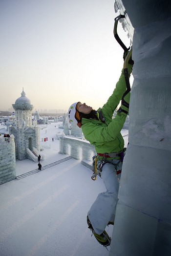 Ines climbing in Harbin's City of Ice ï¿½ Franz Walter  © Franz Walter