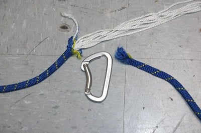 Sharp carabiner and the result (not the carabiner and rope from the accident, but equipment used in a lab test by BD)  © Black Diamond equipment