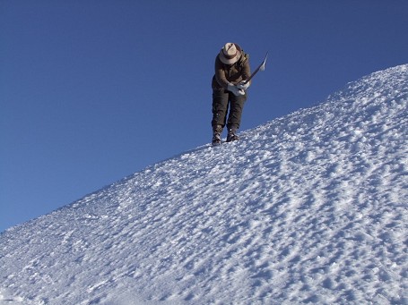 Cutting steps on the descent from Ben Lui on hard snow  © James Roddie