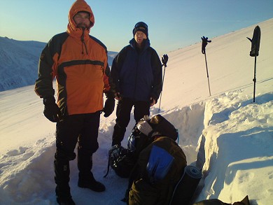 Andy Hutton (left) on a previous trip with pal Simon Walker, also one of the four on Pillar  © Mark Trodden