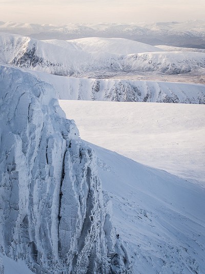Tuesday 11th December, got a couple of pics of a couple climbing Savage slit, if it is you , give me a shout.  © Dnwsmith
