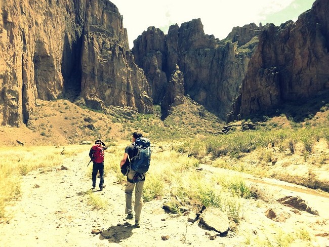 Walking in to the canyon on the Petzl RocTrip 2012  © Tom Ireson