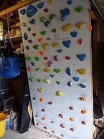 Premier Post: Bouldering wall for sale