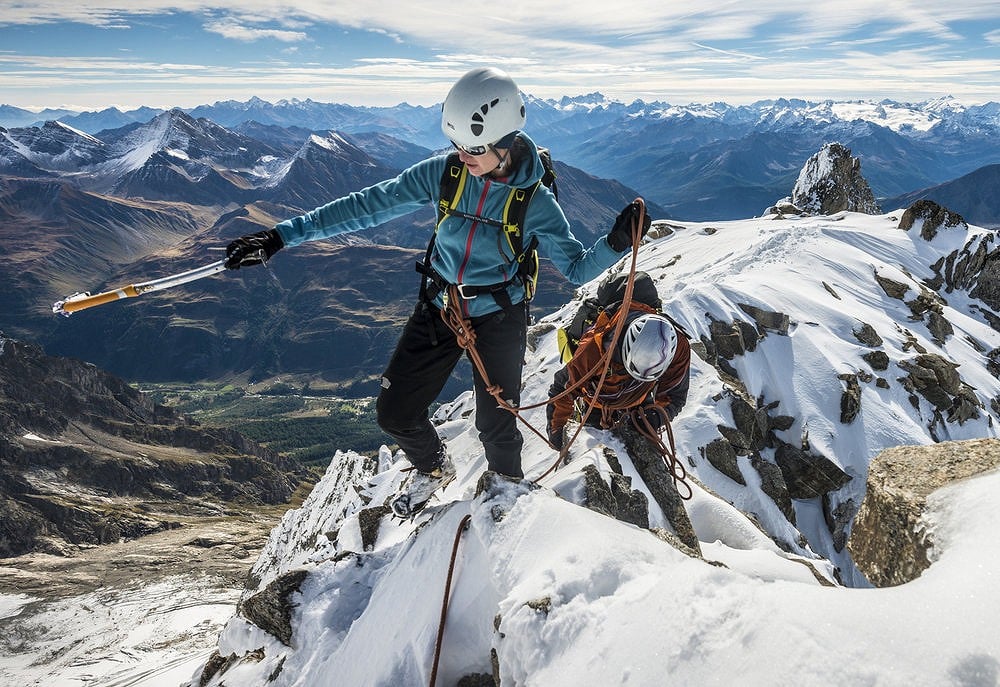 Tamsin Gay and Tim Blakemore on Mont Blanc  © MONTANE® & Alexandre Buisse