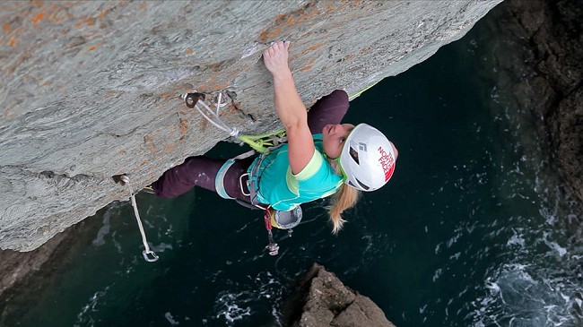 Hazel Findlay going for it on the lead on Chicama - E9 6c  © REELROCK / Matt Pycroft