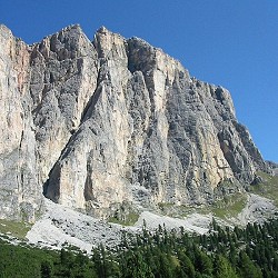 South face of Saas di Ciampic, Dolomites (Make sure you pick the right buttress!)  © Chris the Tall