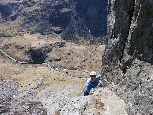 Gary Scott arriving at the belay at the end of Pitch 4  © karlb