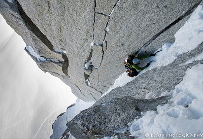 A fantastic pitch on Aiguille Verte north face.  © lesoy