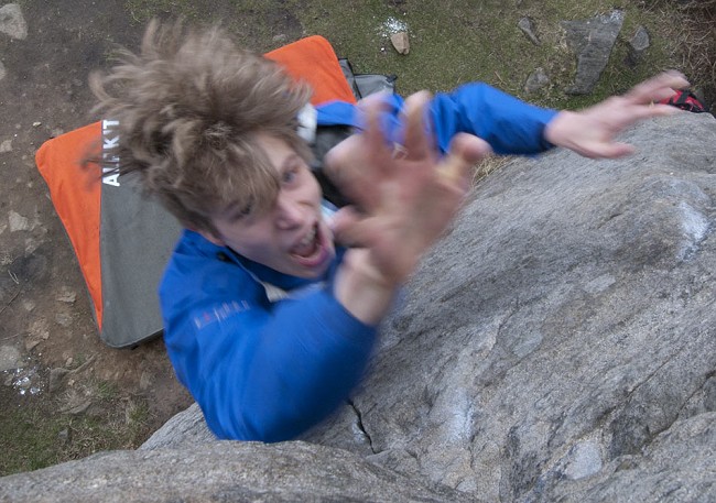 Sam James-Louwerse about to test how soft the Alpkit Project mat is  © Alan James