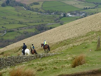 Riders on the route  © Peak Horsepower