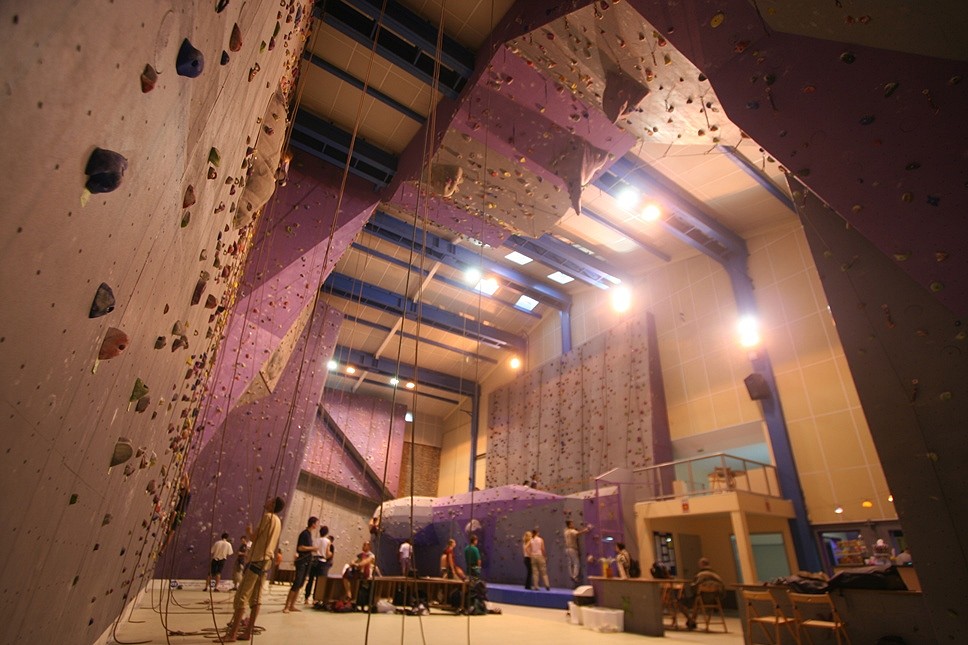 The biggest indoor climbing roof in France  © Olivier