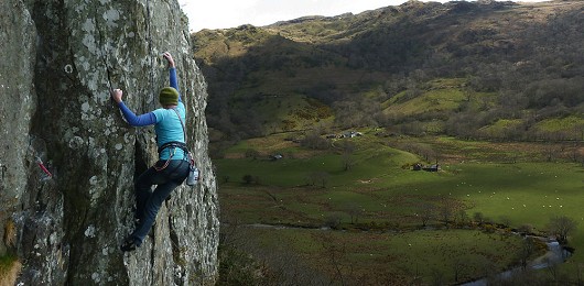 Jane pulling hard on the second pitch of Oxine  © Wildcountry consultants.co.uk
